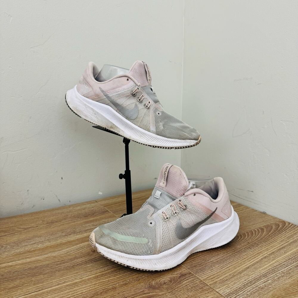 Nike Quest 4 Pink And Gray Running Shoes Women’s Size 9